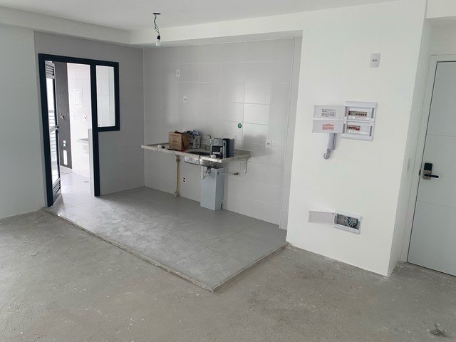 Apartamento à venda com 2 quartos, 84m² - Foto 2