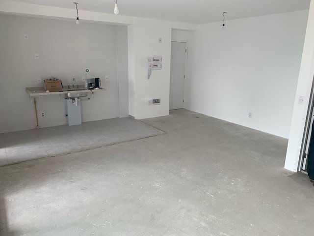 Apartamento à venda com 2 quartos, 84m² - Foto 1