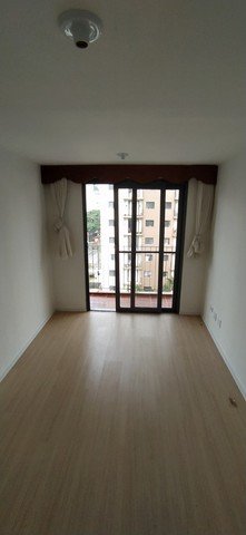 Apartamento à venda com 2 quartos, 50m² - Foto 2