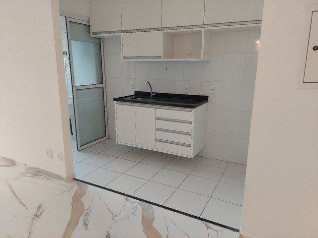 Apartamento à venda com 1 quarto, 38m² - Foto 4