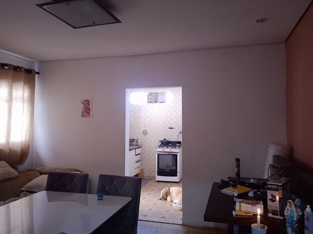 Terreno à venda com 1 quarto, 200m² - Foto 6