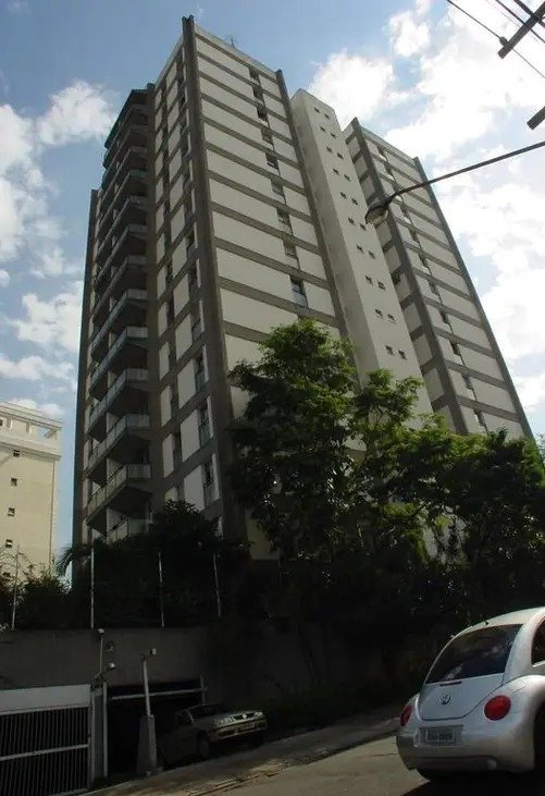 Apartamento para alugar com 3 quartos, 144m² - Foto 1