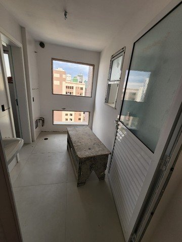 Apartamento à venda com 3 quartos, 128m² - Foto 9