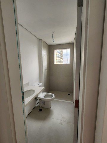 Apartamento à venda com 3 quartos, 128m² - Foto 4