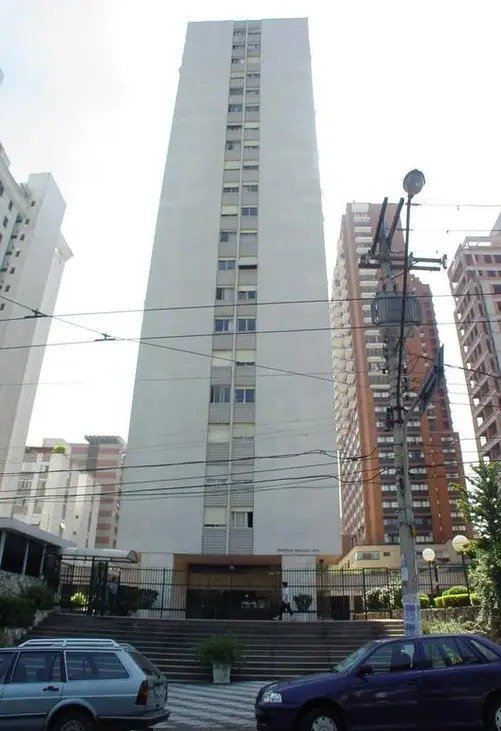 Apartamento à venda com 3 quartos, 120m² - Foto 1