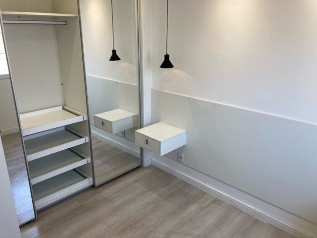 Apartamento à venda com 1 quarto, 33m² - Foto 2