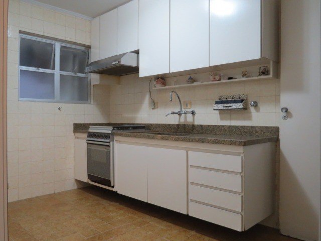 Apartamento à venda com 2 quartos, 85m² - Foto 4