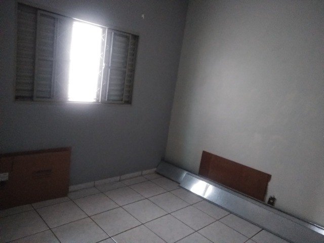 Casa à venda com 2 quartos, 80m² - Foto 8