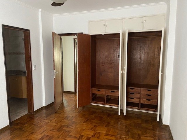 Apartamento à venda com 3 quartos, 97m² - Foto 12