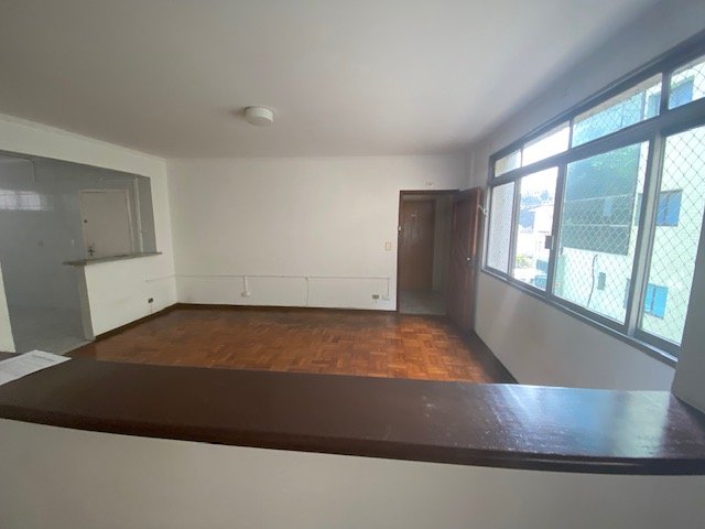 Apartamento à venda com 3 quartos, 97m² - Foto 3