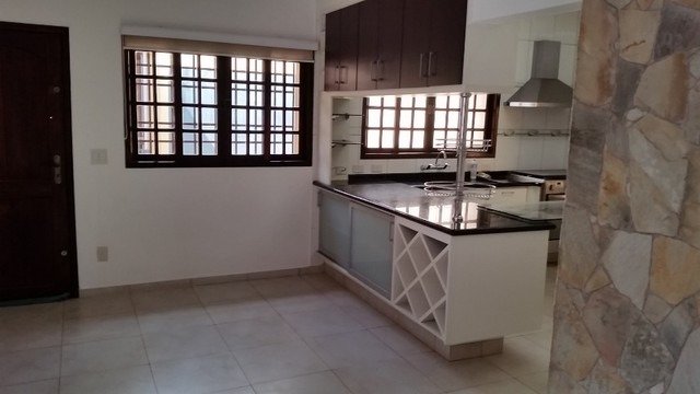 Casa à venda com 3 quartos, 190m² - Foto 5