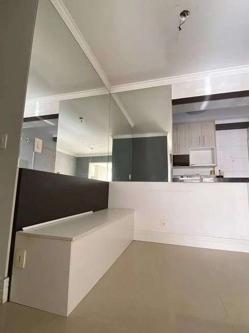 Apartamento à venda com 3 quartos, 80m² - Foto 3