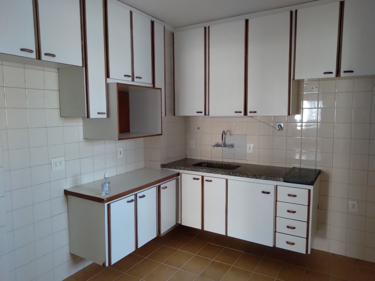 Apartamento à venda com 3 quartos, 83m² - Foto 12