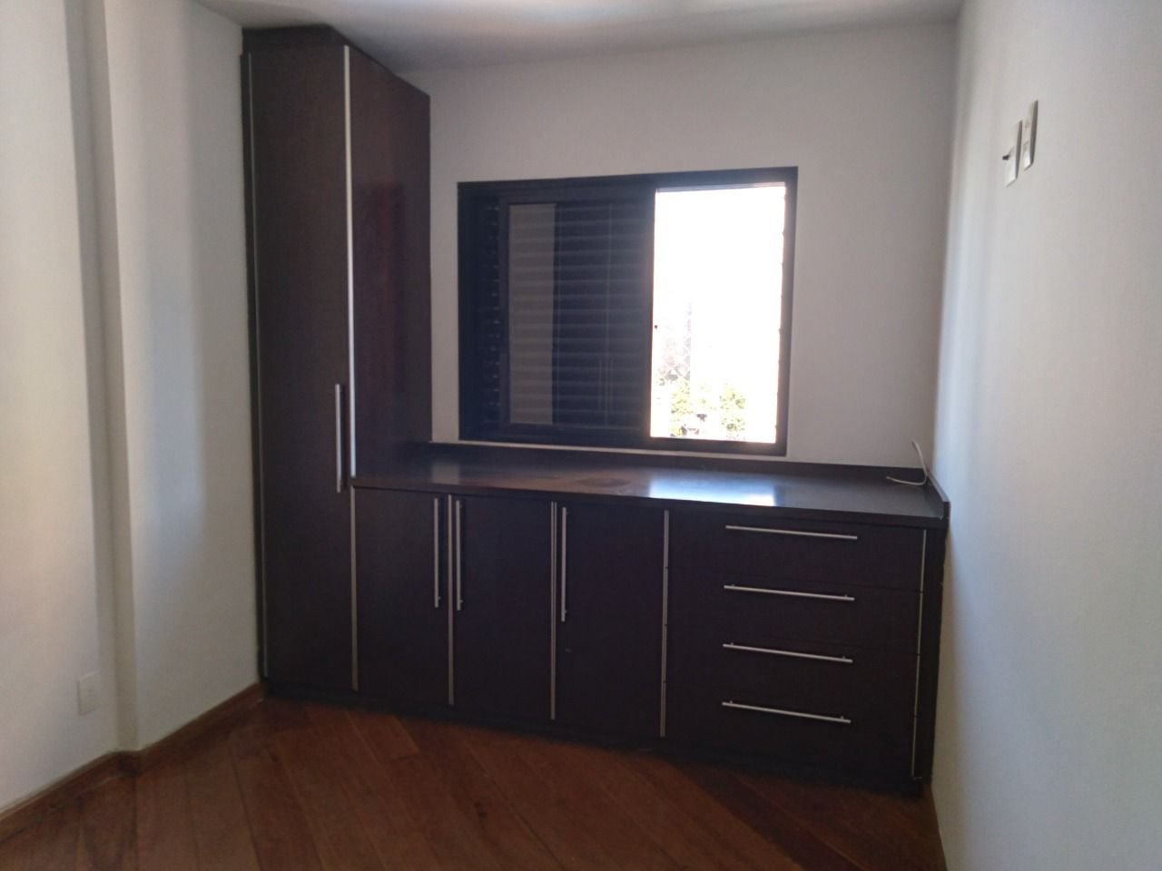 Apartamento à venda com 3 quartos, 83m² - Foto 11