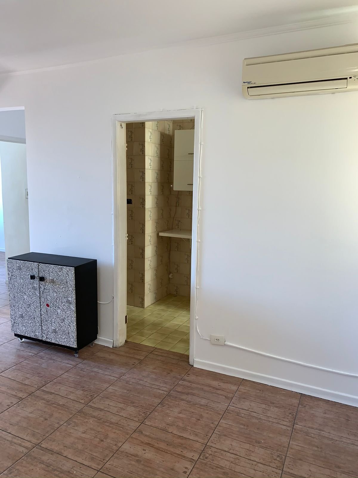 Apartamento à venda com 2 quartos, 63m² - Foto 2