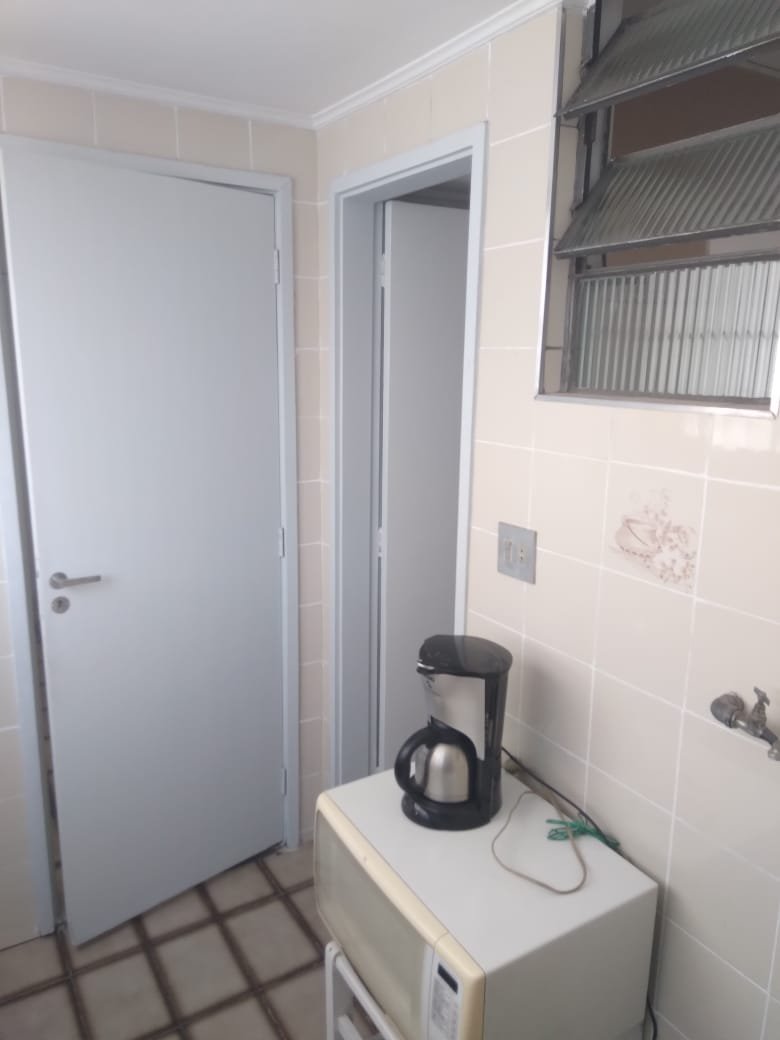 Apartamento à venda com 2 quartos, 76m² - Foto 17