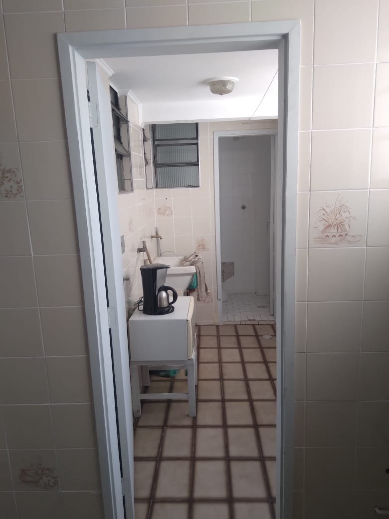 Apartamento à venda com 2 quartos, 76m² - Foto 14