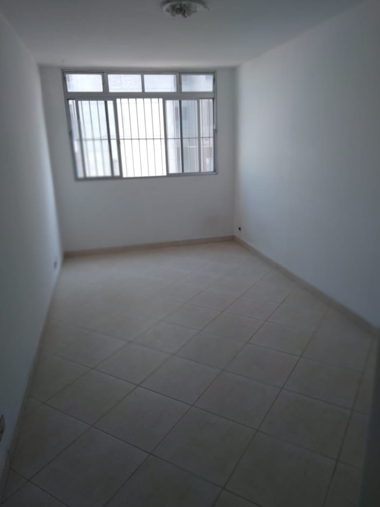 Apartamento à venda com 2 quartos, 76m² - Foto 5