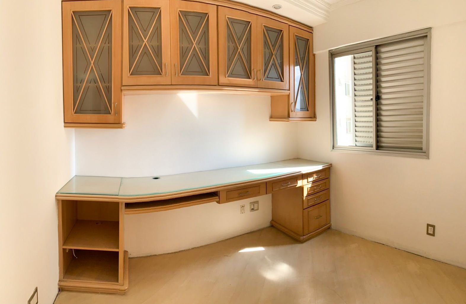 Apartamento à venda com 3 quartos, 81m² - Foto 3