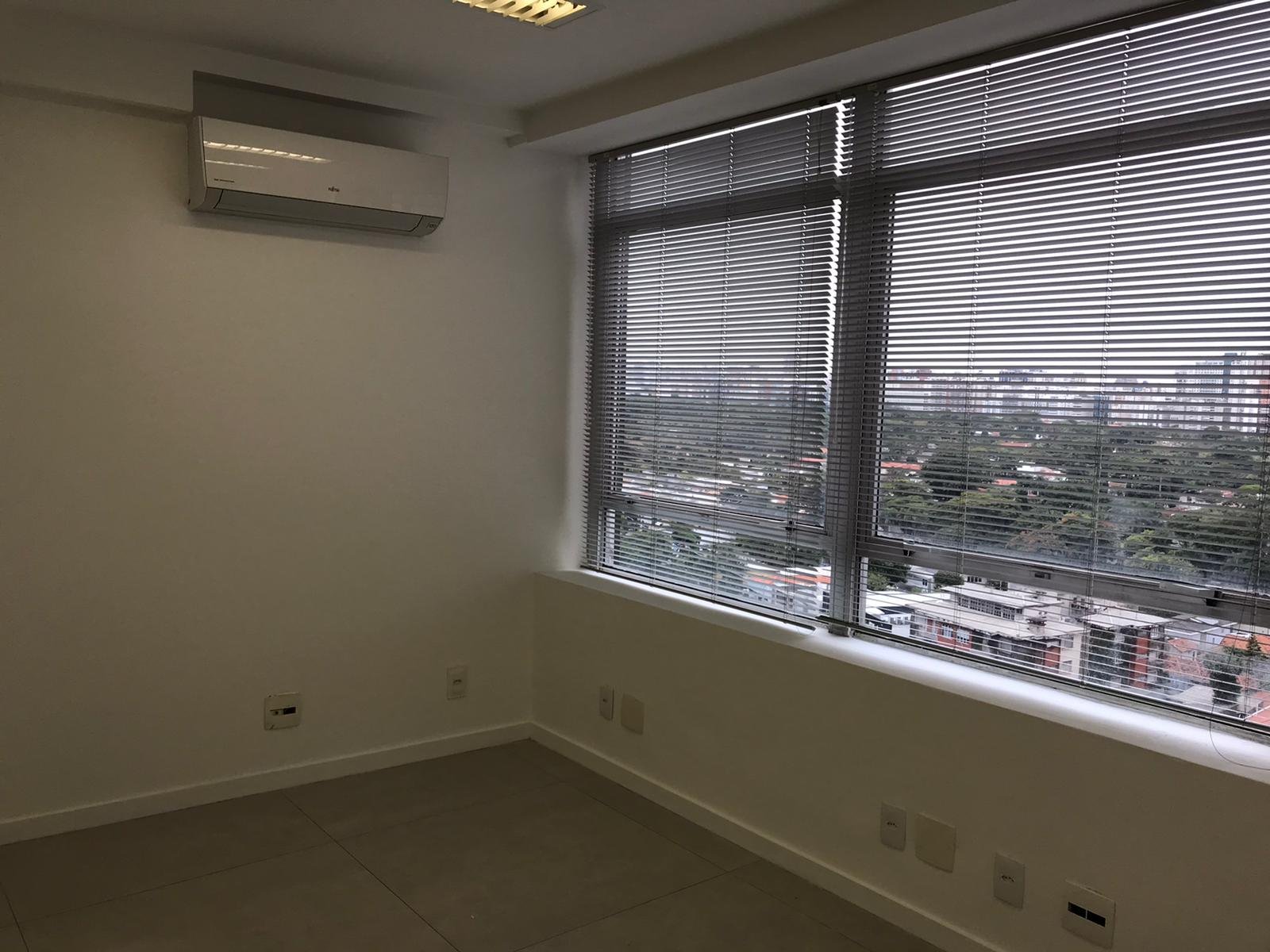 Prédio Inteiro à venda com 1 quarto, 110m² - Foto 8