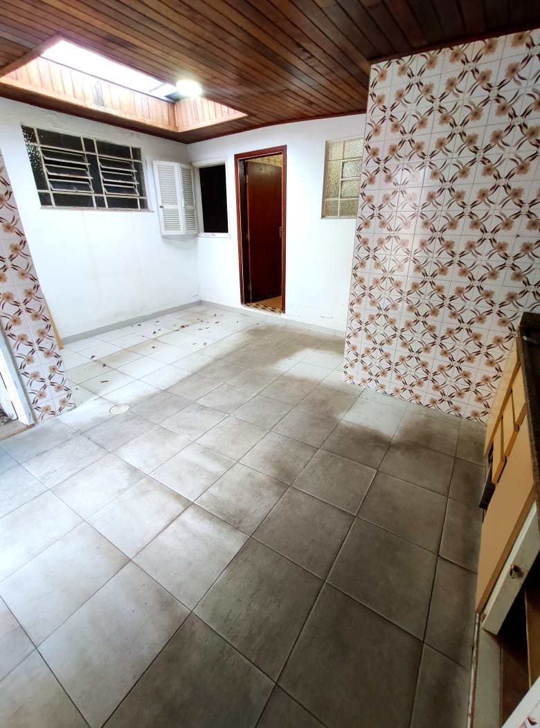 Casa à venda com 3 quartos, 120m² - Foto 7