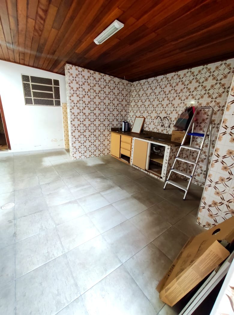 Casa à venda com 3 quartos, 120m² - Foto 5