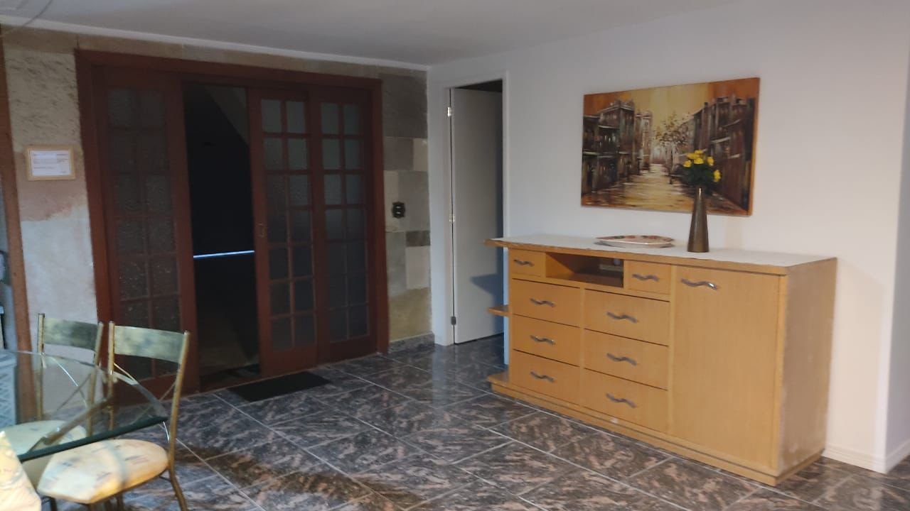 Casa à venda com 6 quartos, 426m² - Foto 6