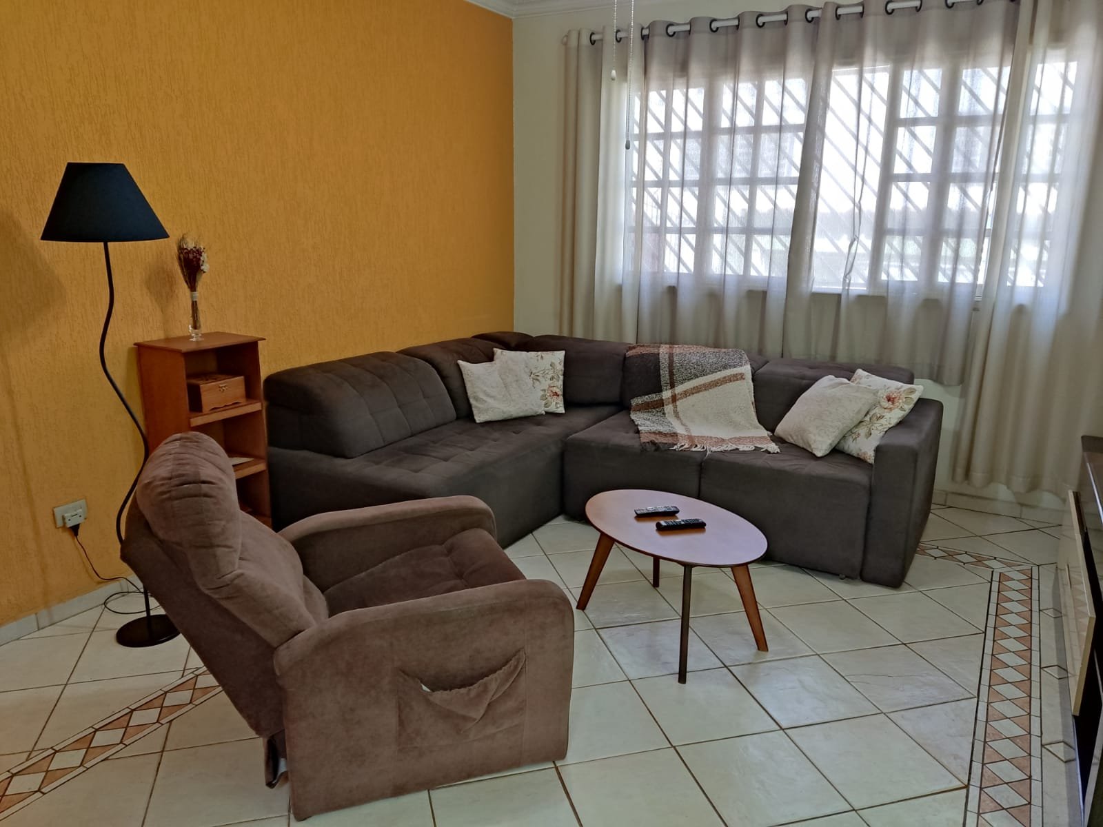 Casa à venda com 3 quartos, 140m² - Foto 3