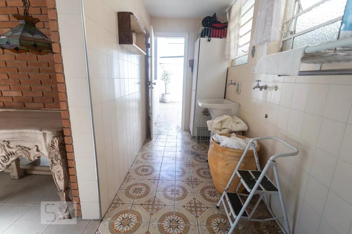 Casa à venda com 2 quartos, 200m² - Foto 9