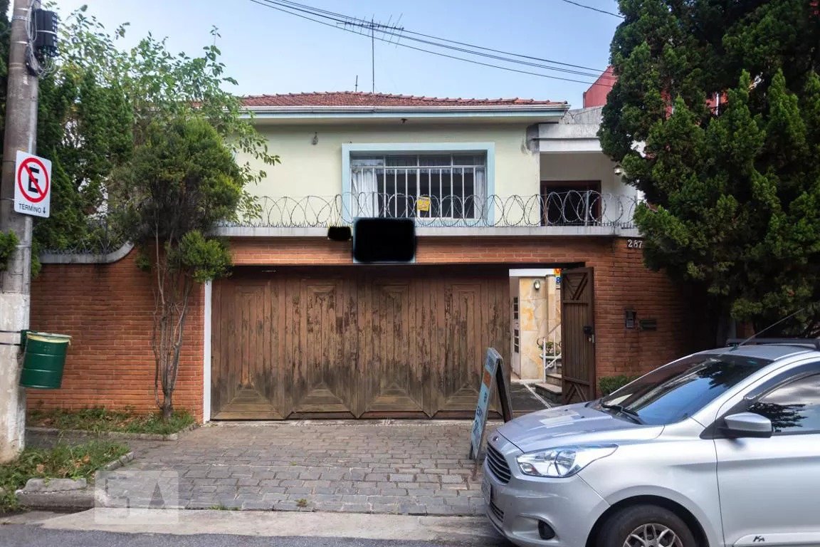 Casa à venda com 2 quartos, 200m² - Foto 1