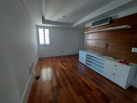 Apartamento para alugar com 4 quartos, 360m² - Foto 19