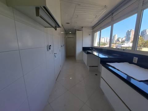 Apartamento para alugar com 4 quartos, 360m² - Foto 8