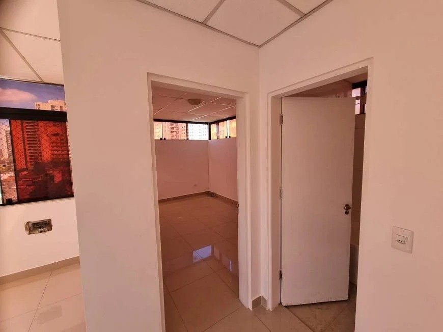 Apartamento à venda com 3 quartos, 100m² - Foto 3