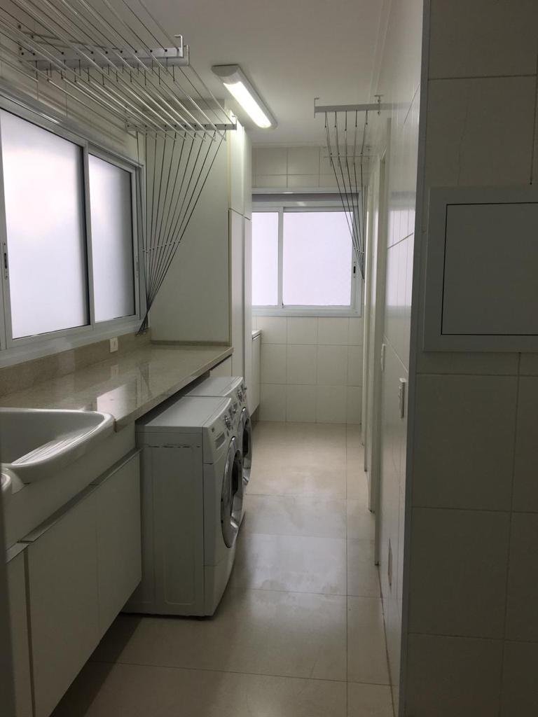 Apartamento para alugar com 4 quartos, 214m² - Foto 10