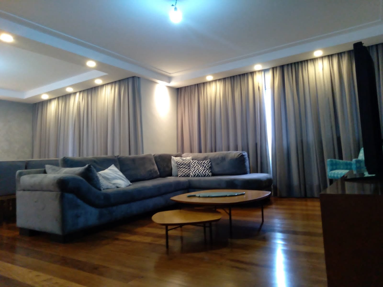 Apartamento à venda com 4 quartos, 178m² - Foto 1