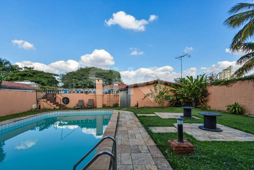 Casa à venda com 3 quartos, 325m² - Foto 9