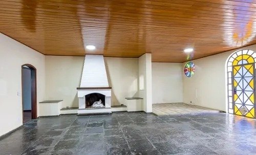 Casa à venda com 3 quartos, 325m² - Foto 6