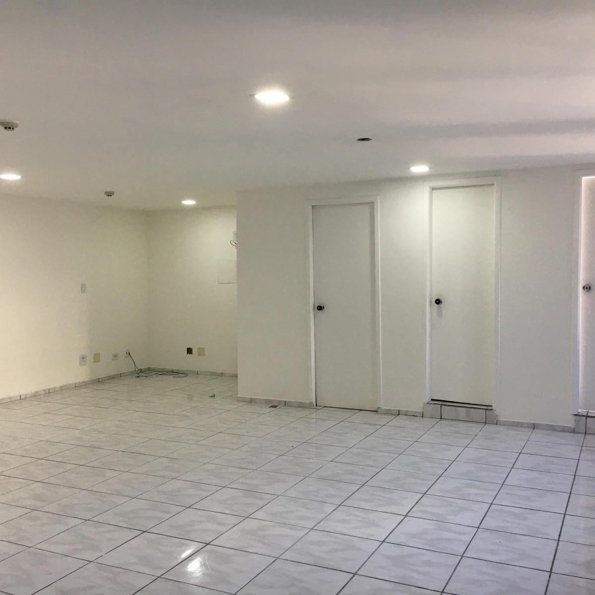 Prédio Inteiro à venda com 1 quarto, 55m² - Foto 10