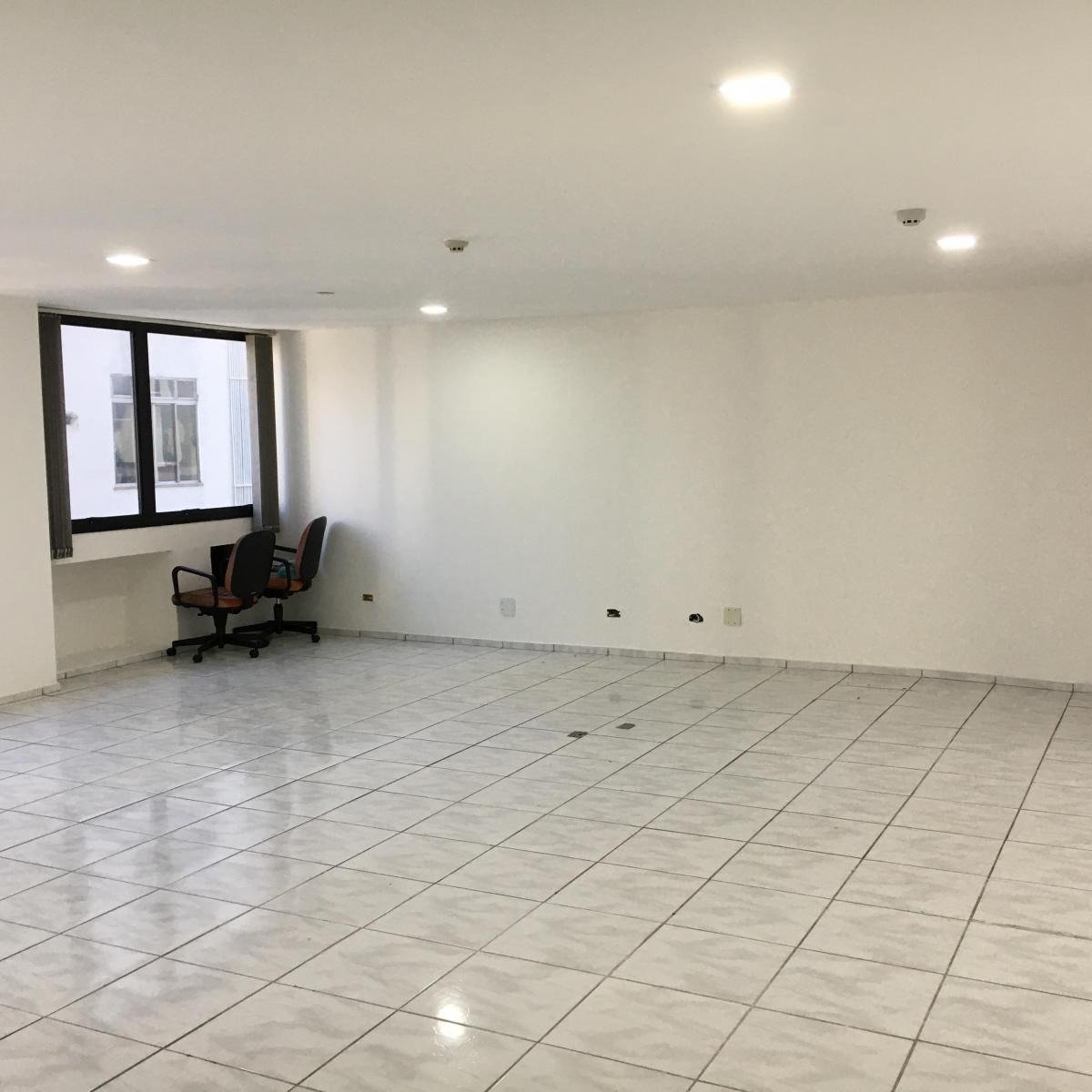 Prédio Inteiro à venda com 1 quarto, 55m² - Foto 6