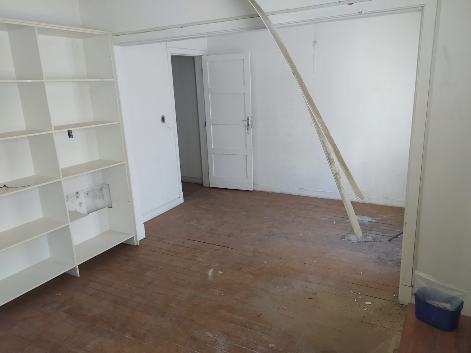 Casa à venda com 1 quarto, 325m² - Foto 18