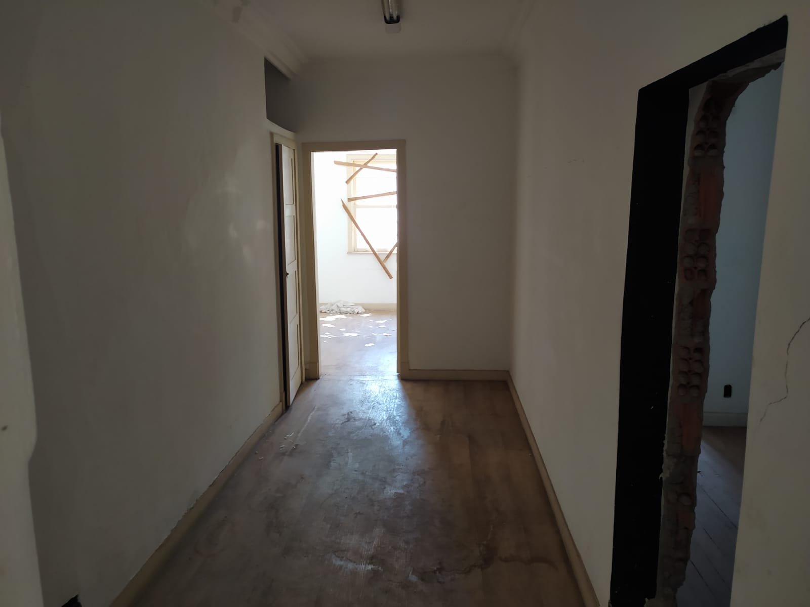 Casa à venda com 1 quarto, 325m² - Foto 15