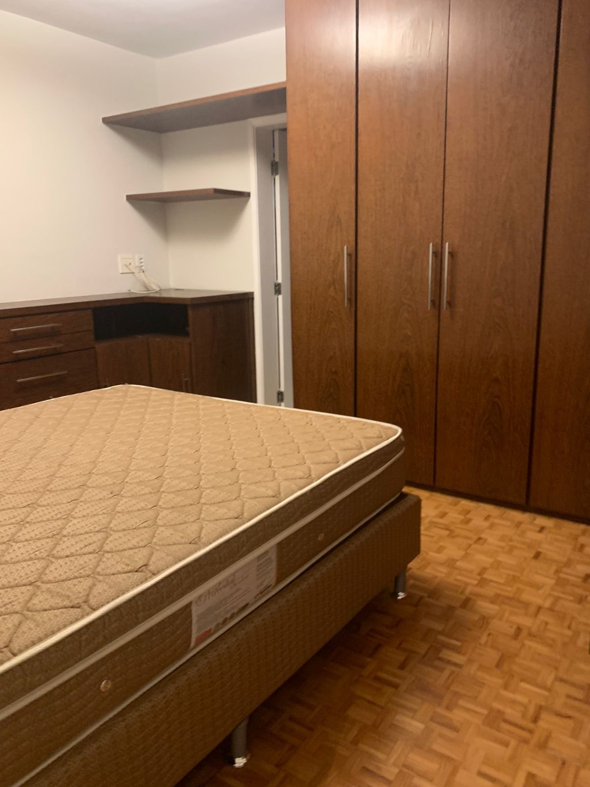 Apartamento para alugar com 3 quartos, 128m² - Foto 7