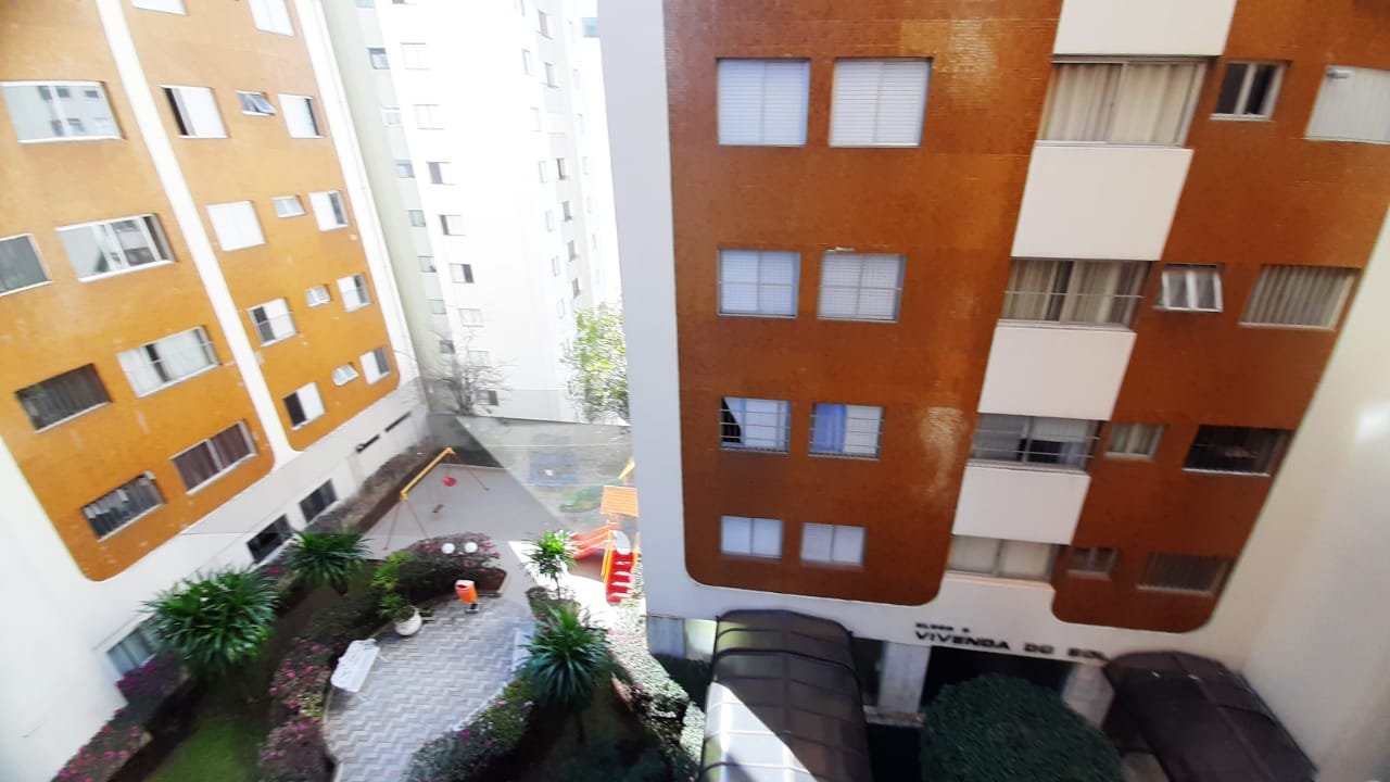 Apartamento à venda com 2 quartos, 67m² - Foto 14