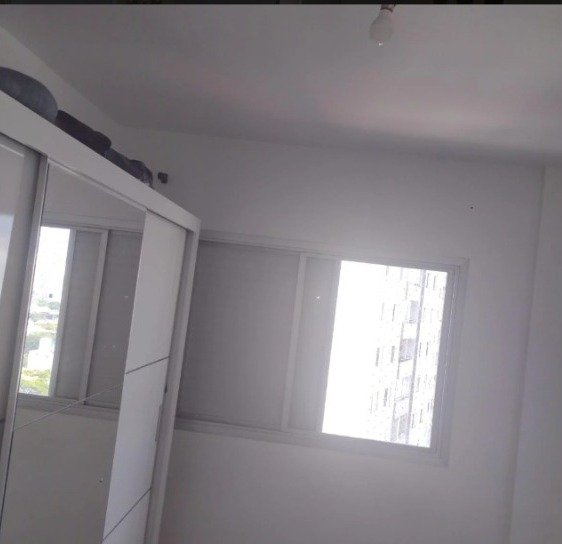 Apartamento à venda com 2 quartos, 70m² - Foto 2