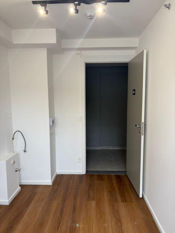 comercial com 1 vaga(s) com 1 banheiro(s) - Vila Romana, São Paulo / SP