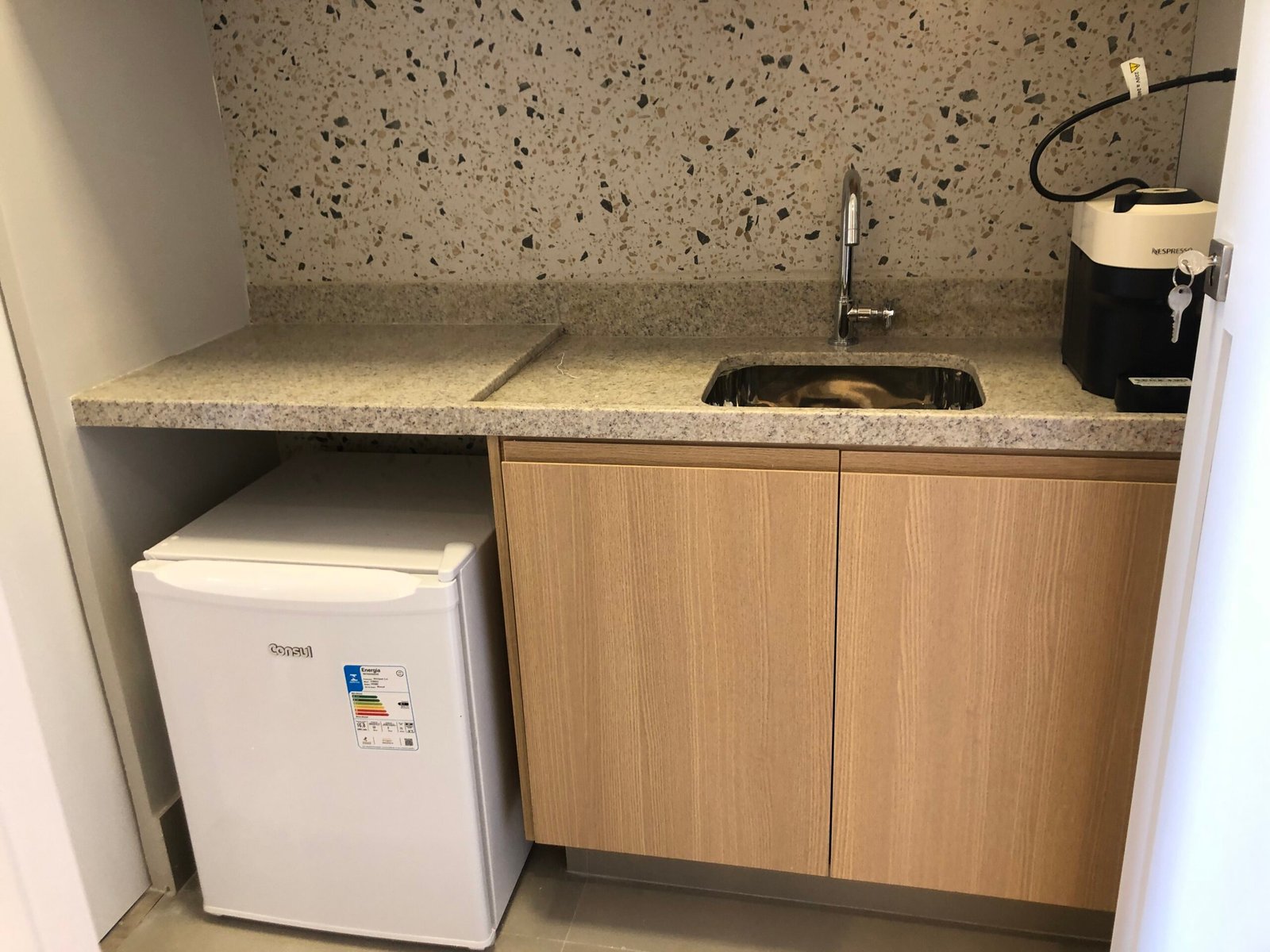 comercial com 1 vaga(s) com 1 banheiro(s) - PINHEIROS, São Paulo / SP
