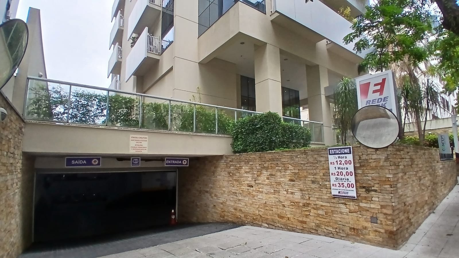 comercial com 1 vaga(s) com 1 banheiro(s) - PINHEIROS, São Paulo / SP