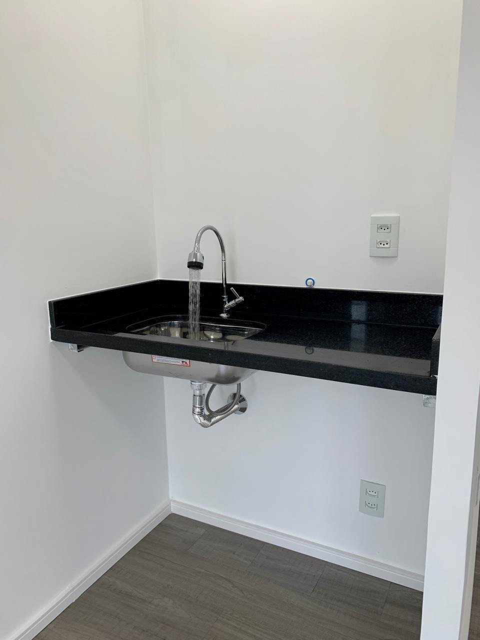 comercial com 1 vaga(s) com 2 banheiro(s) - PINHEIROS, São Paulo / SP - Foto 3