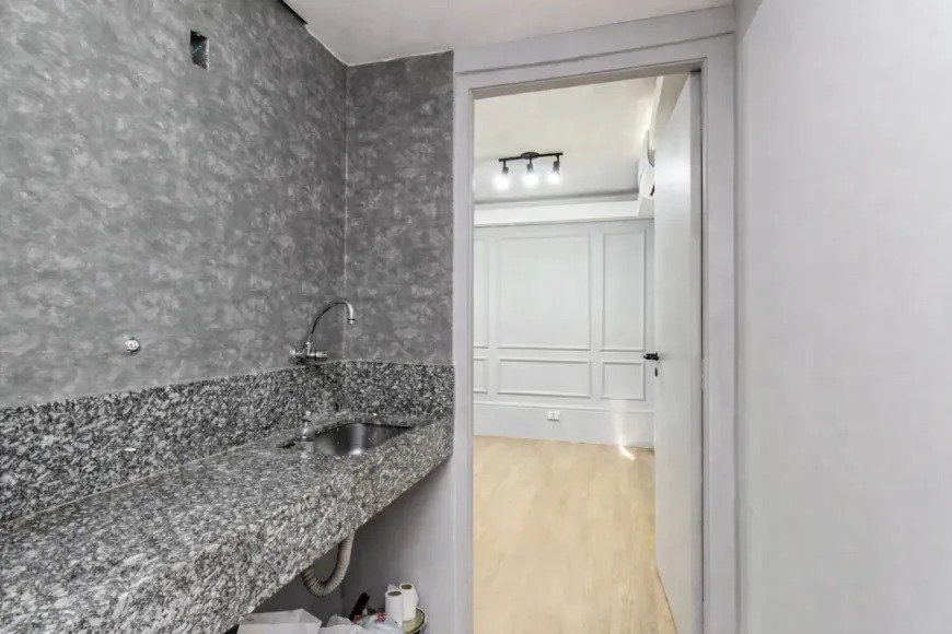 comercial com 1 vaga(s) com 2 banheiro(s) - HIGIENOPOLIS, São Paulo / SP